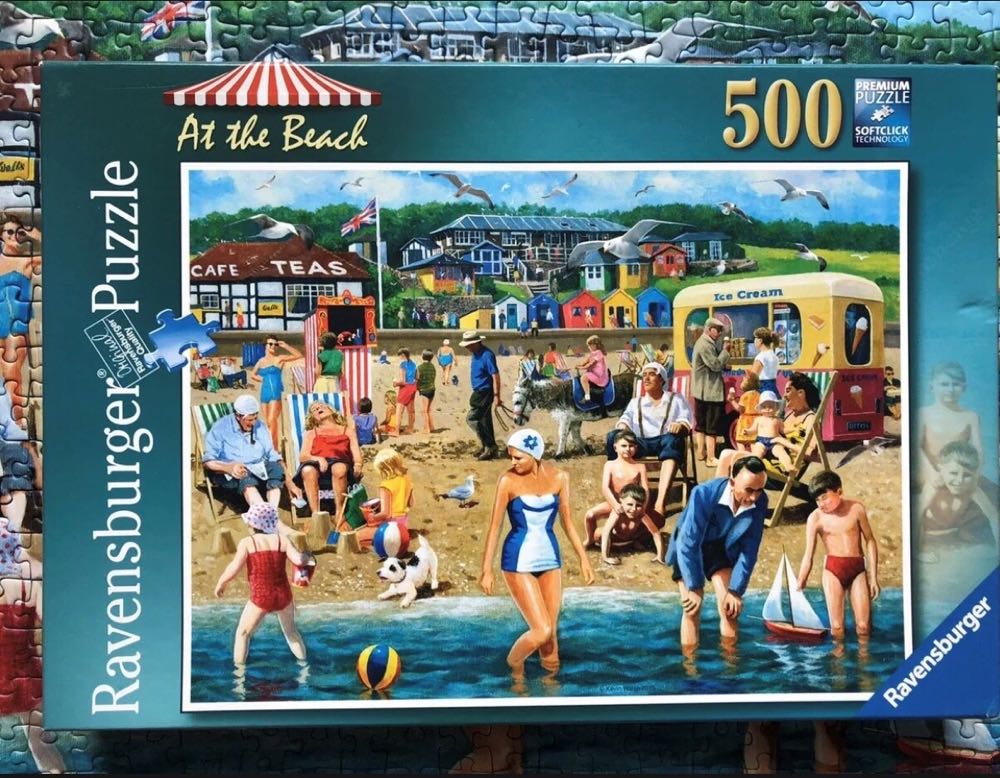 At The Beach - Ravensburger puzzle collectible [Barcode 4005556146574] - Main Image 4