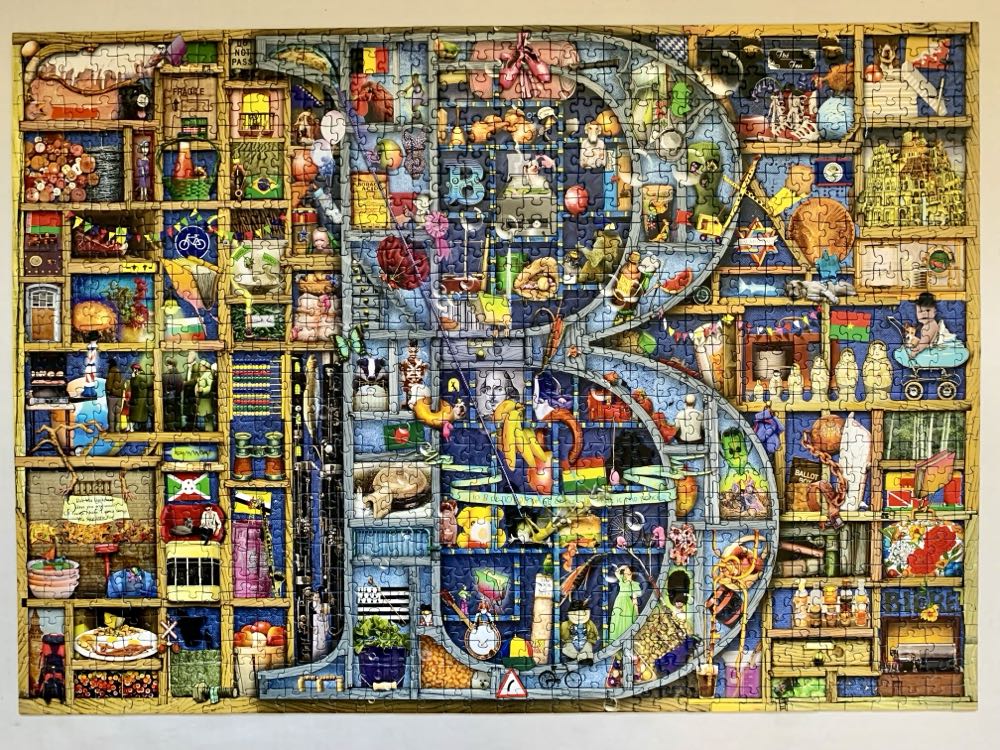 Awesome Alphabet B🧩 - Ravensburger puzzle collectible - Main Image 2