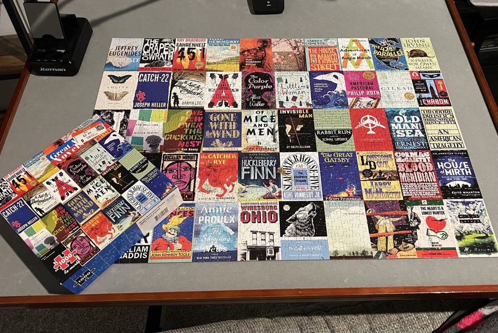 Great American Novels - Re-marks puzzle collectible [Barcode 681410190521] - Main Image 3