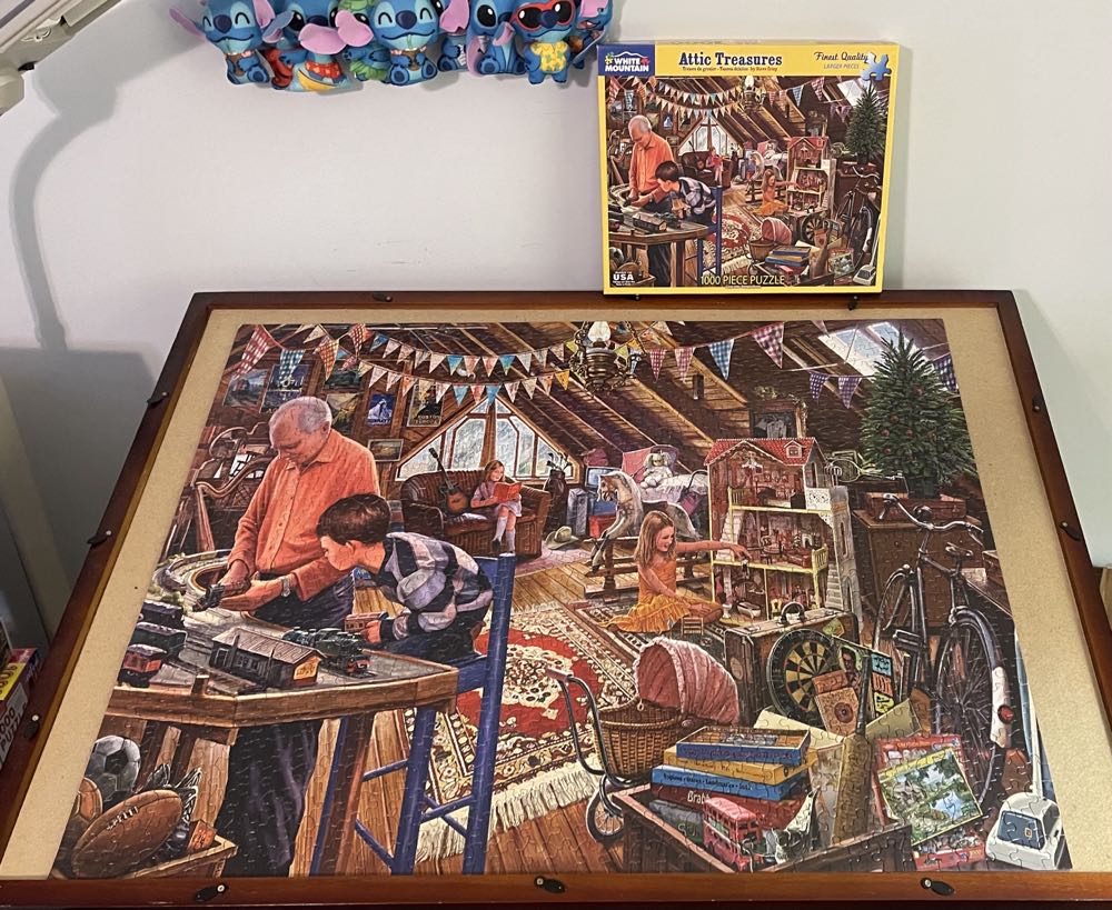Attic Treasures - White Mountain puzzle collectible [Barcode 724819257553] - Main Image 4