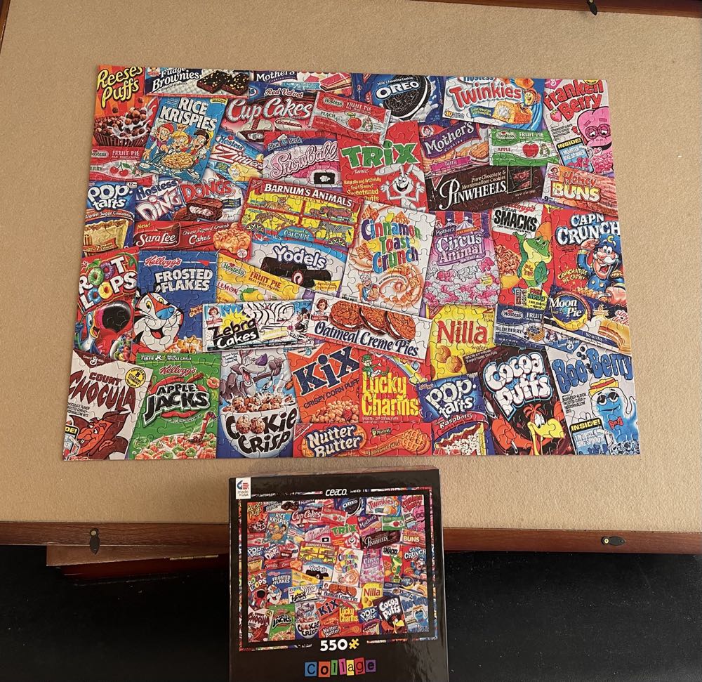 Massive Munchies - Ceaco puzzle collectible [Barcode 021081231114] - Main Image 2