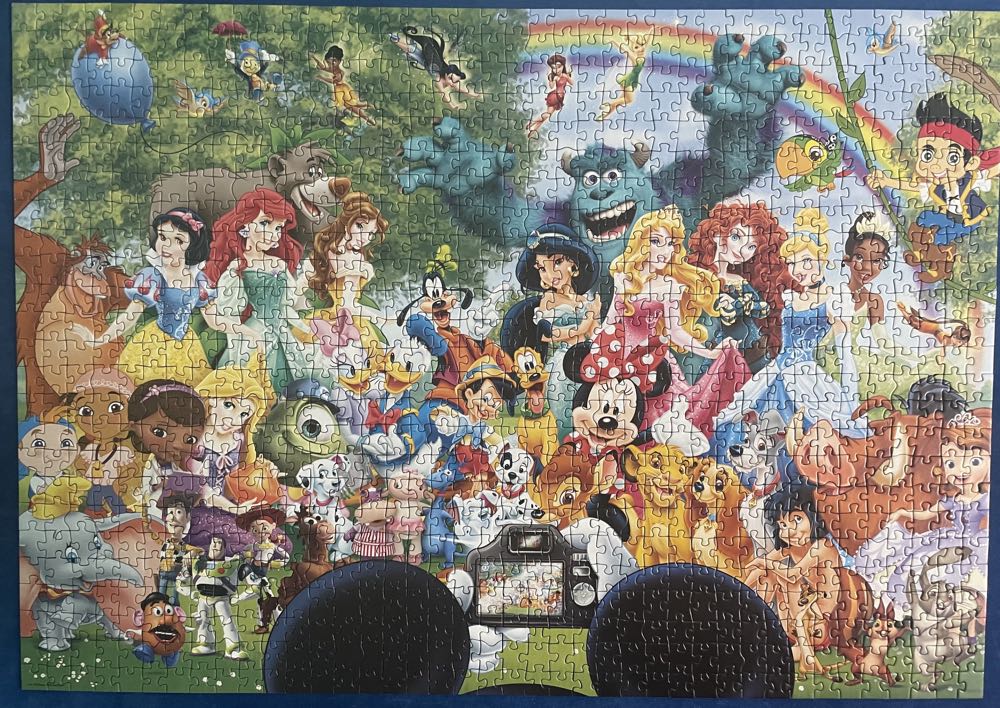 The Wonderful World Of Disney II - Educa puzzle collectible [Barcode 8412668162976] - Main Image 2