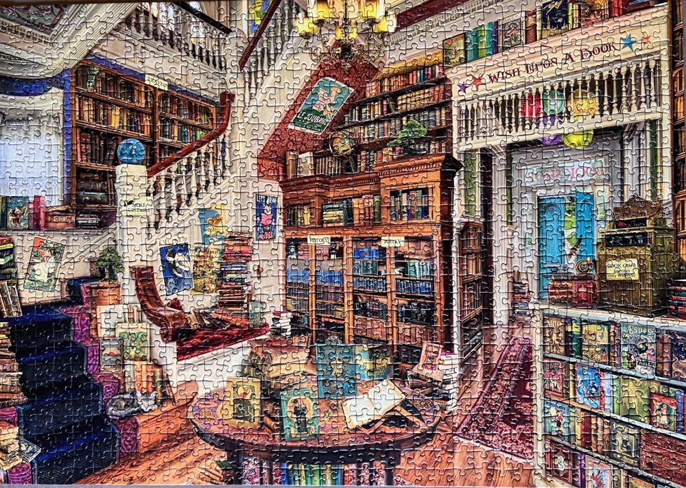 Fantasy Bookshop - Ravensburger puzzle collectible [Barcode 4005556197996] - Main Image 3