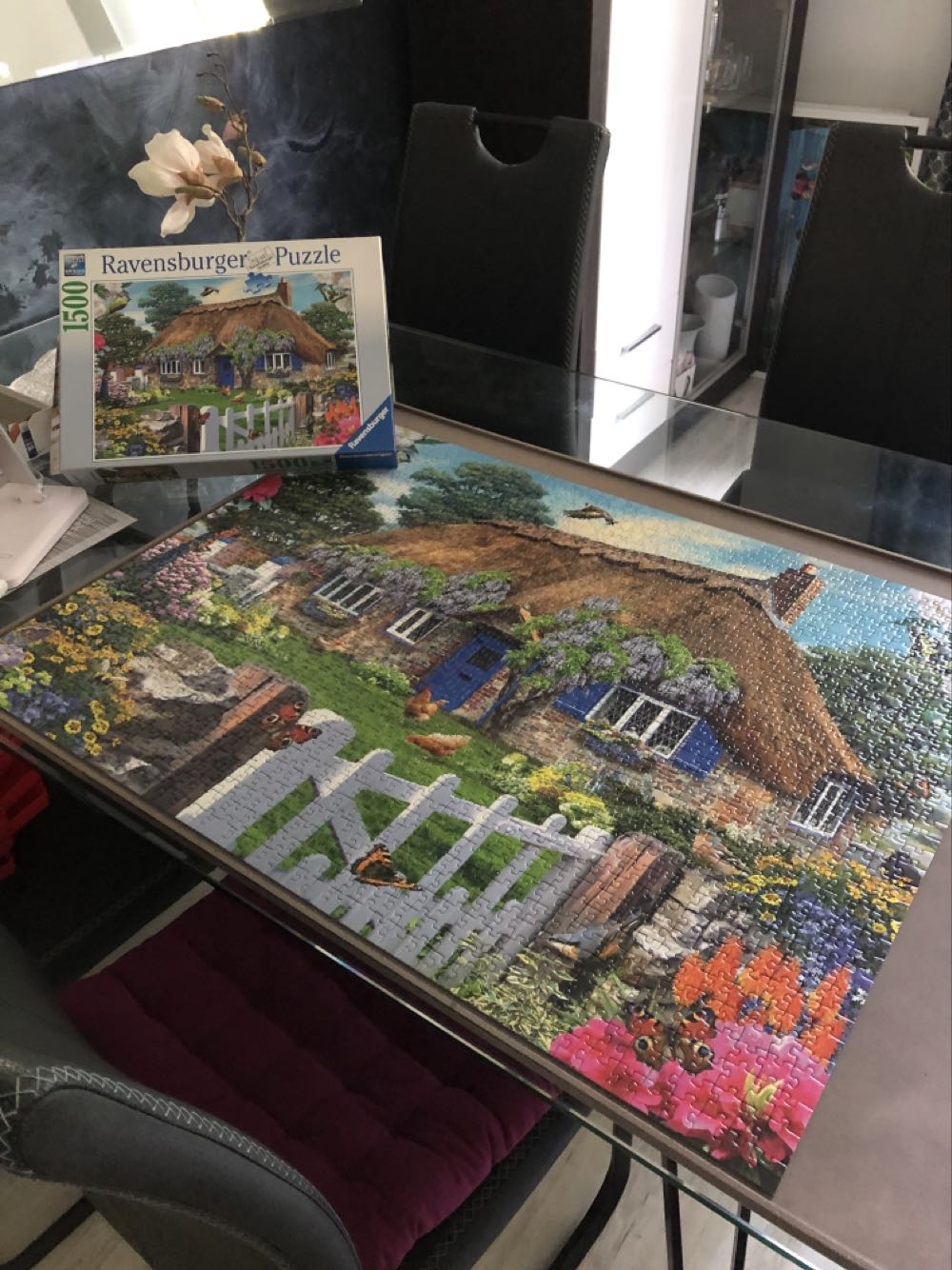 Cottage In England - Ravensburger puzzle collectible [Barcode 4005556162970] - Main Image 3