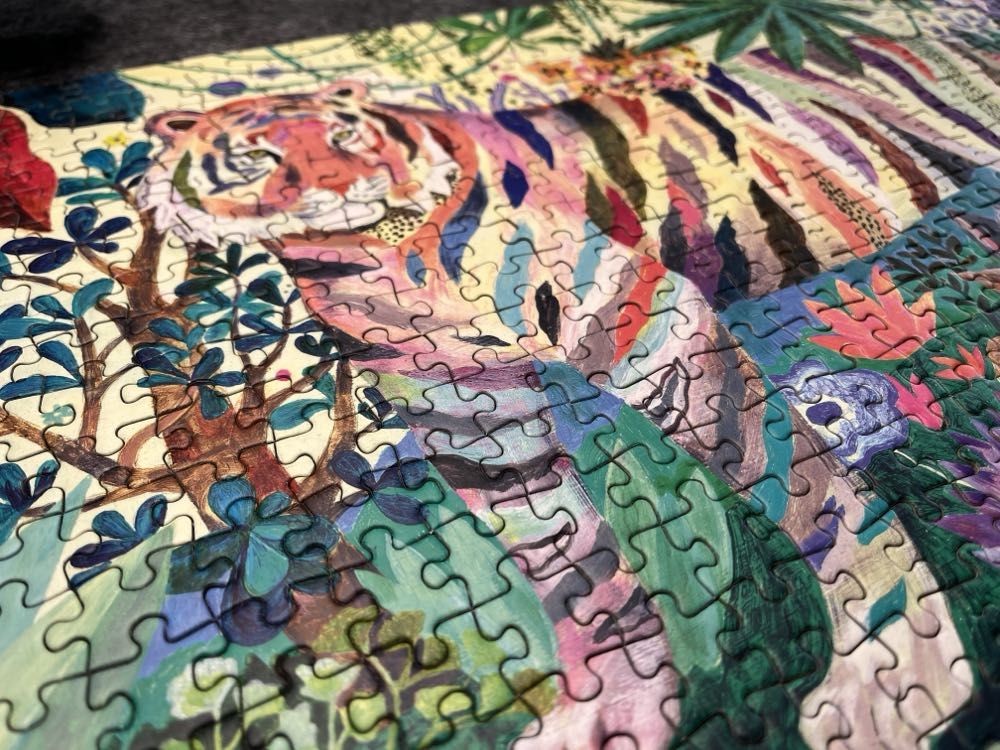 Rainbow Tigers - Djeco puzzle collectible [Barcode 3070900076471] - Main Image 4