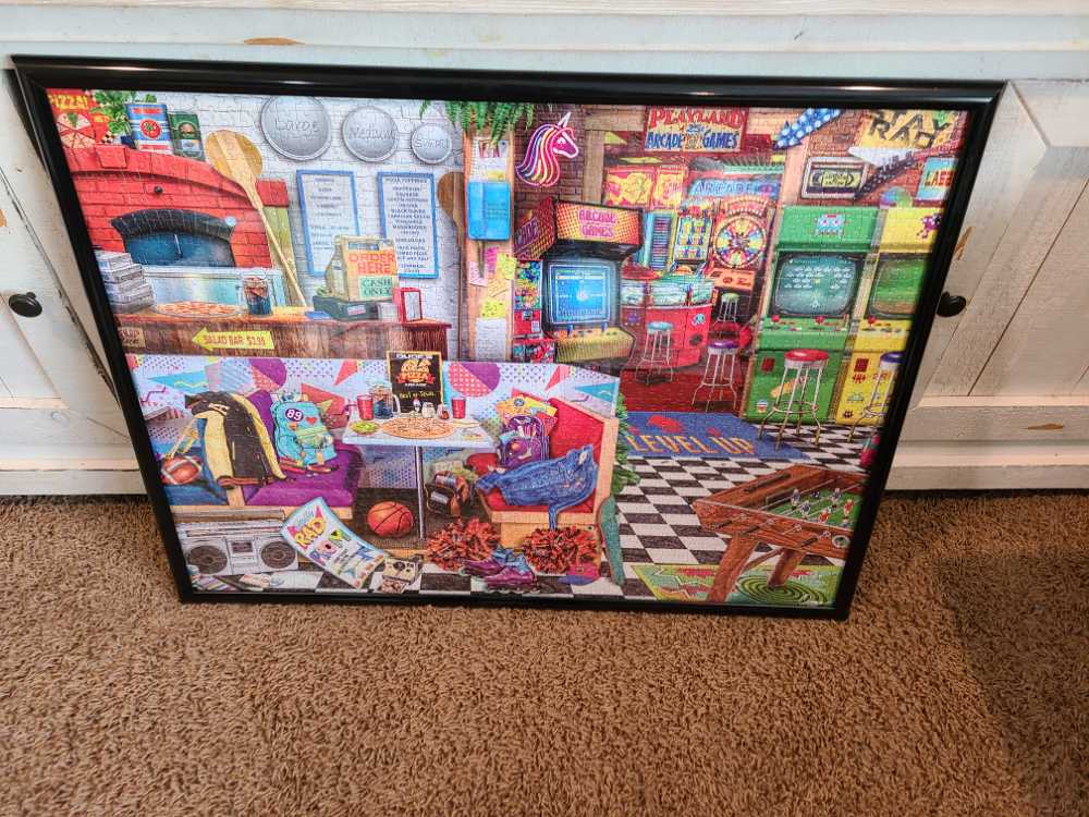 Pixels And Pizza - Buffalo puzzle collectible - Main Image 4