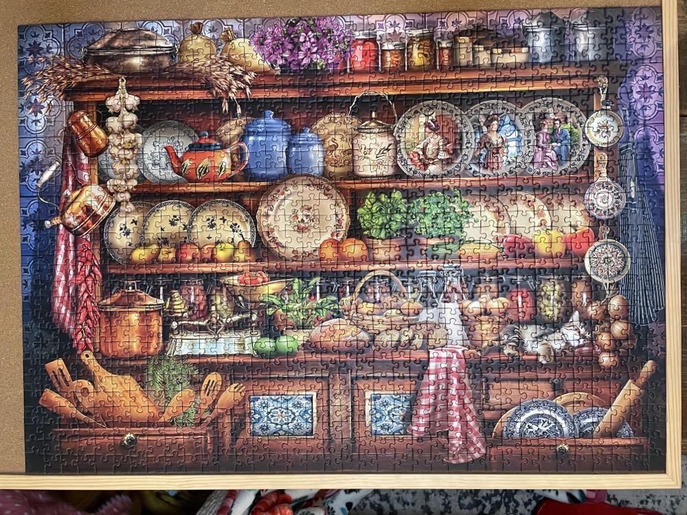 China Cupboard - Ravensburger puzzle collectible [Barcode 4005556815258] - Main Image 4