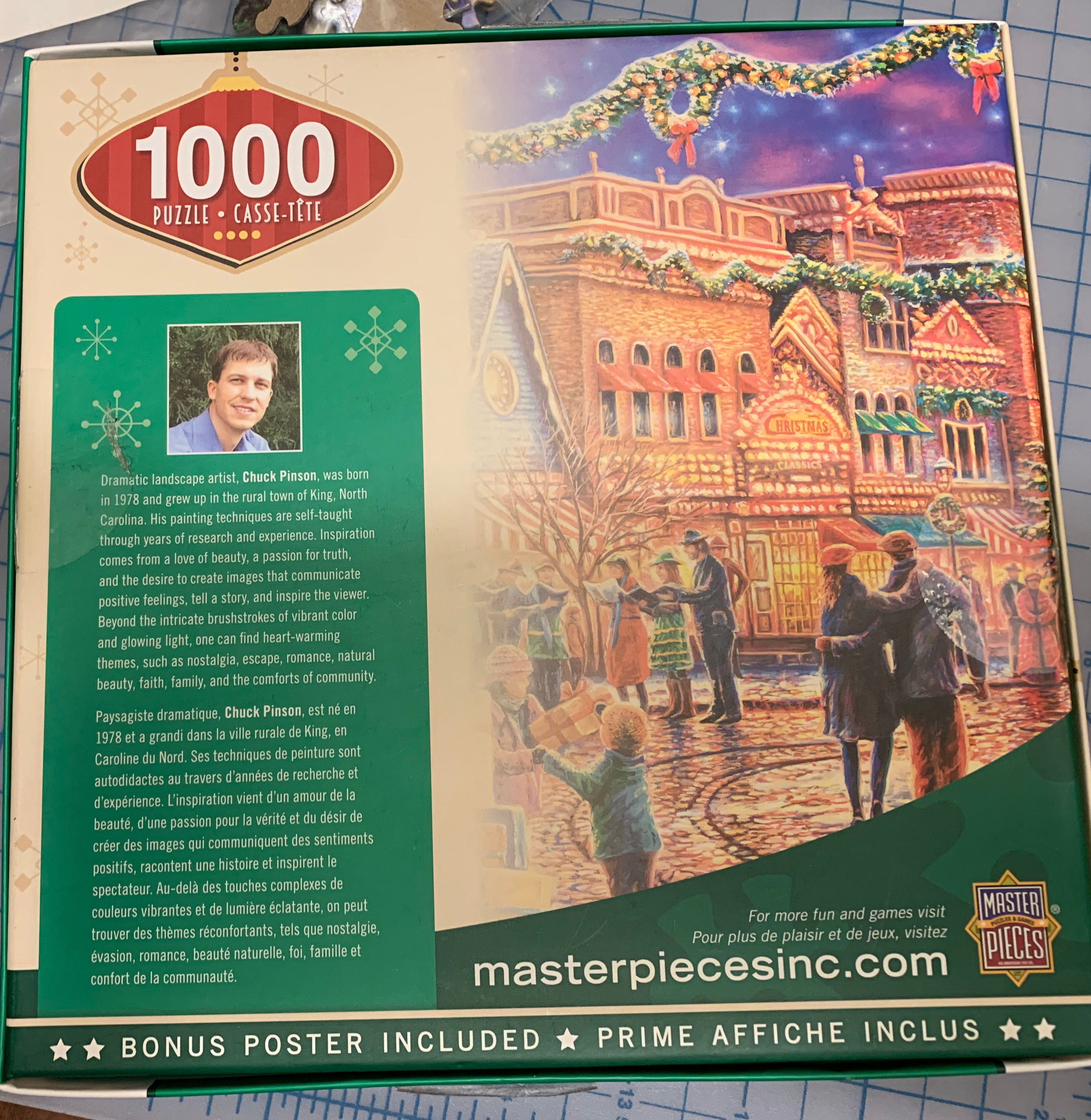 Village Square - MasterPieces puzzle collectible [Barcode 705988719837] - Main Image 2