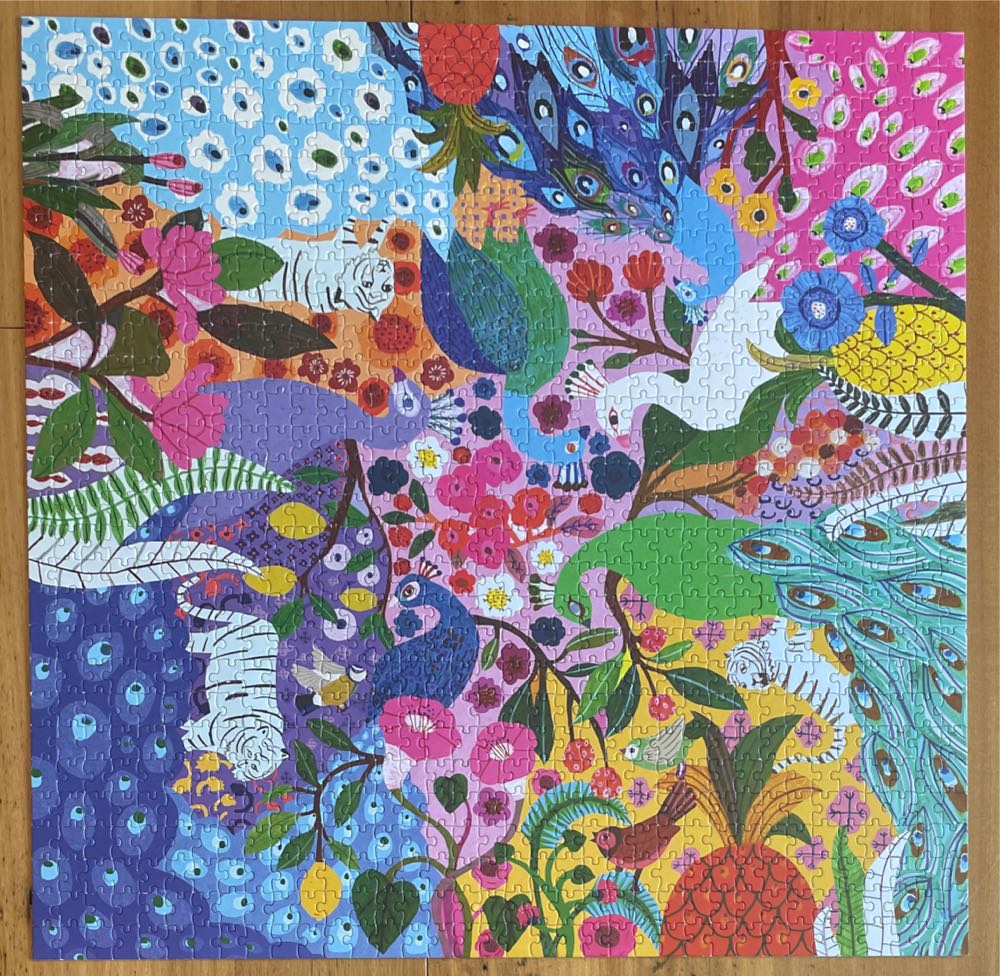 Peacock Garden - eeBoo 🇺🇸 puzzle collectible [Barcode 689196505829] - Main Image 3
