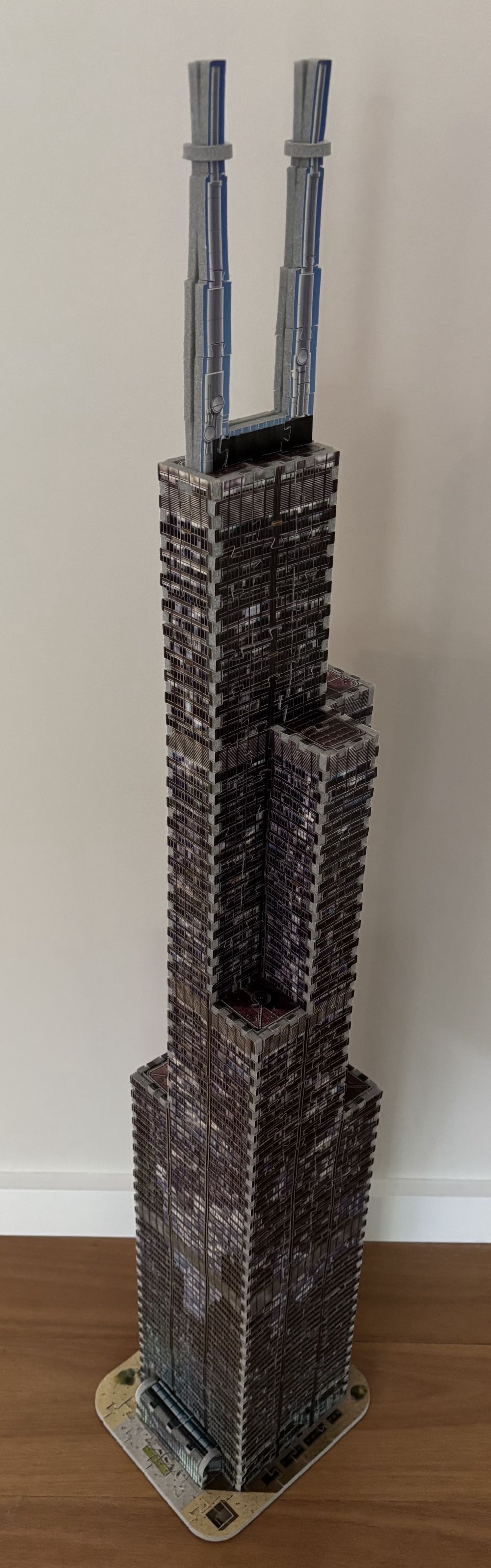 Sears Tower 3D - Wrebbit puzzle collectible [Barcode 653569094234] - Main Image 2