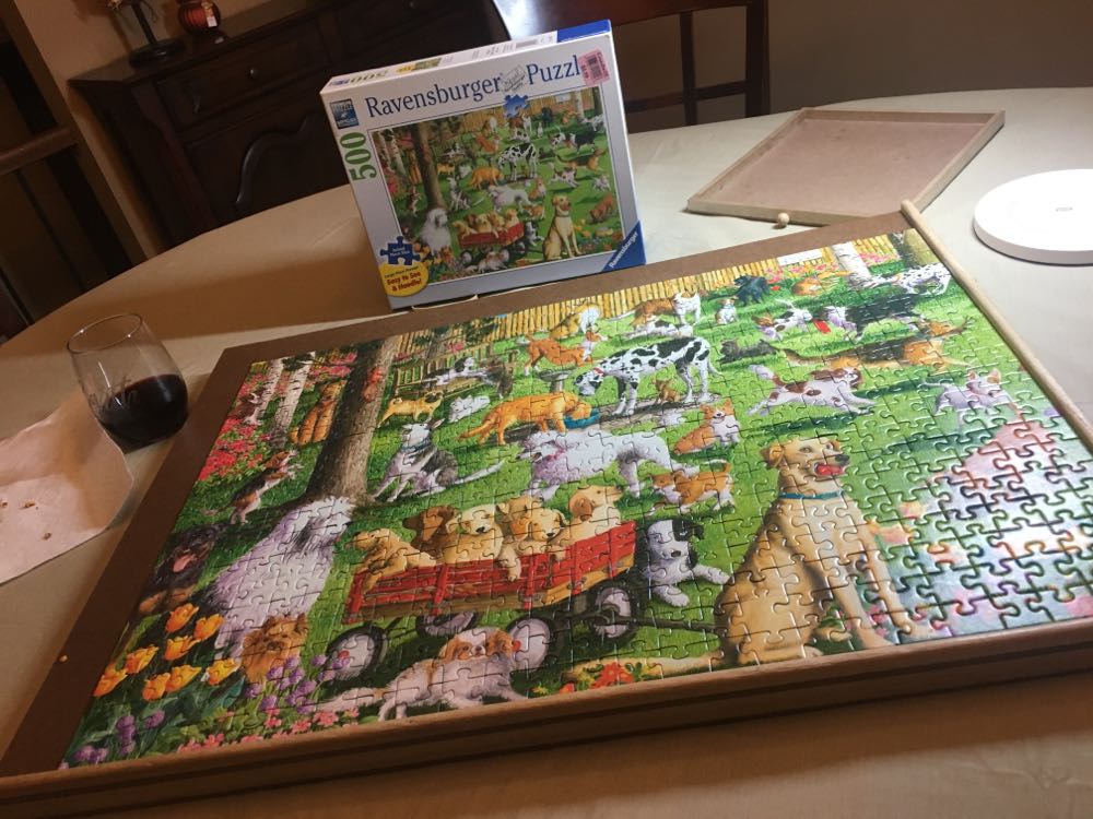 At The Dog Park - Ravensburger puzzle collectible [Barcode 4005556148707] - Main Image 2