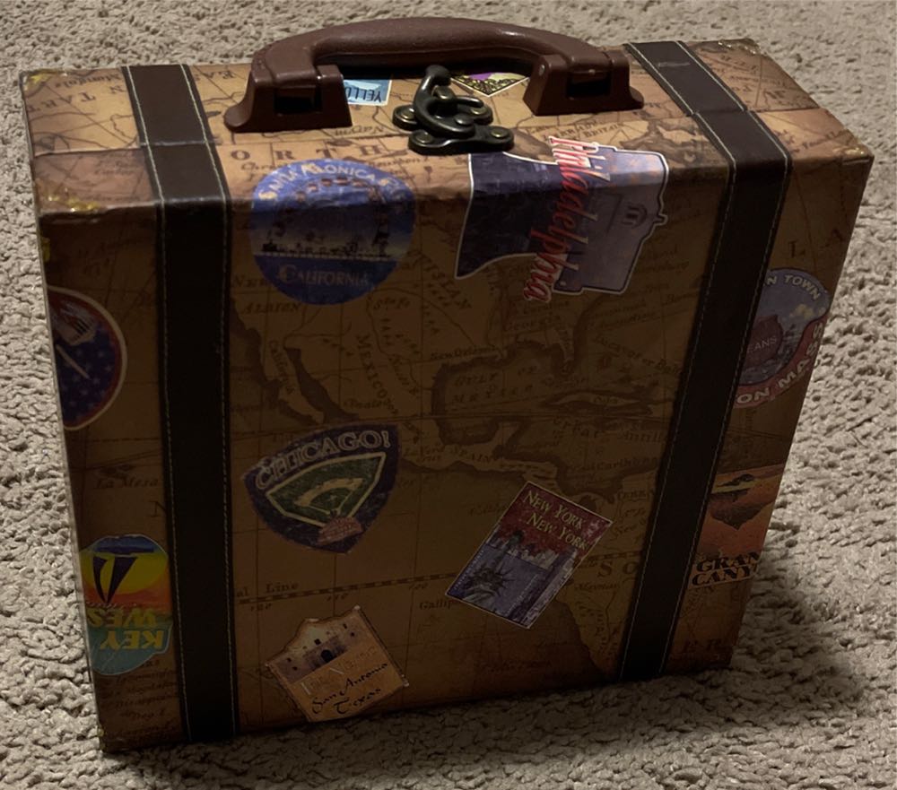 Rockefeller Center - Master Pieces puzzle collectible [Barcode 705988711732] - Main Image 2