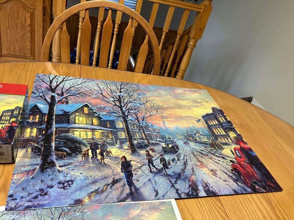 A Christmas Story - Ceaco puzzle collectible [Barcode 021081220927] - Main Image 4