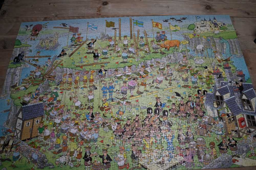 Highland Games - Jumbo puzzle collectible [Barcode 8710126190883] - Main Image 3