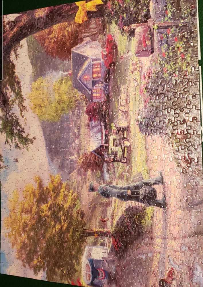 Collector’s Edition - Ceaco puzzle collectible [Barcode 021081038010] - Main Image 3