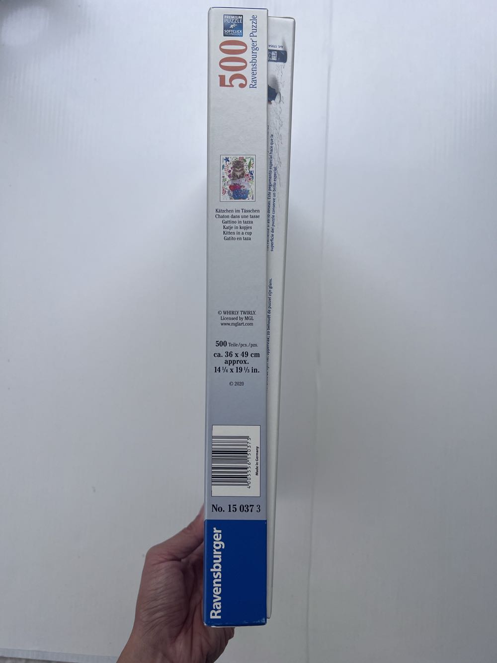 Kitten In A Cup - Ravensburger puzzle collectible [Barcode 4005556150373] - Main Image 3