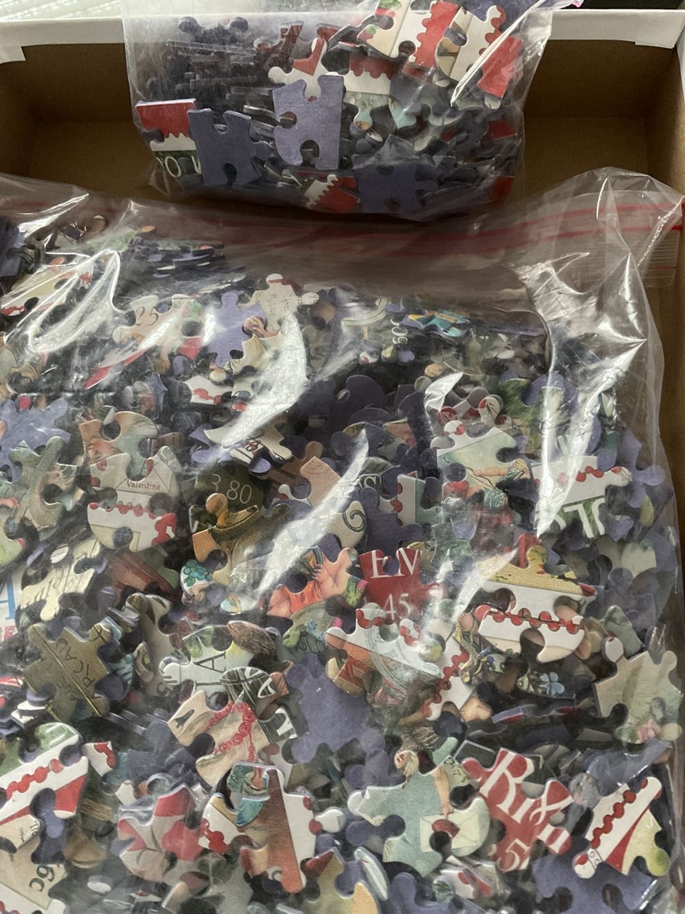 Be My Valentine - White Mountain puzzle collectible - Main Image 2