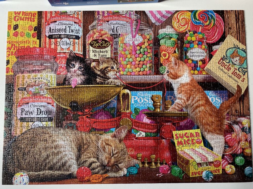 Paw Drops & Sugar Mice - Gibsons puzzle collectible [Barcode 5012269062373] - Main Image 2