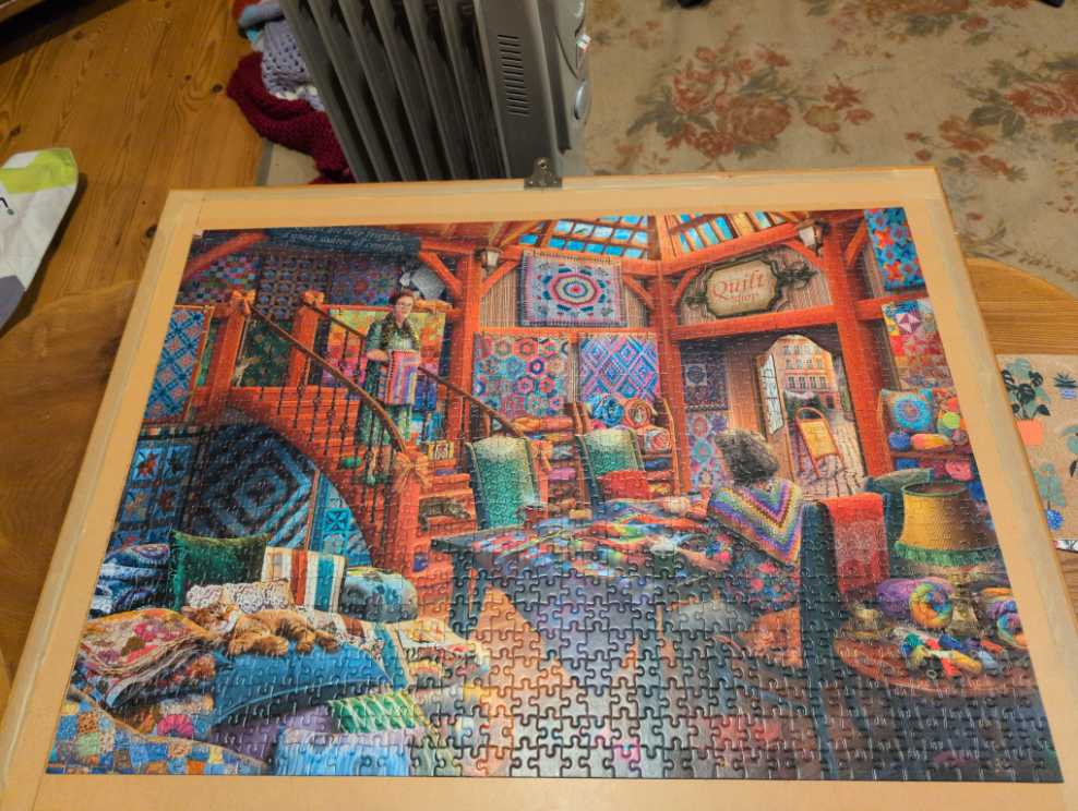 The Quilt Shop ✅🚪📸 - Falcon puzzle collectible [Barcode 8710126112854] - Main Image 3