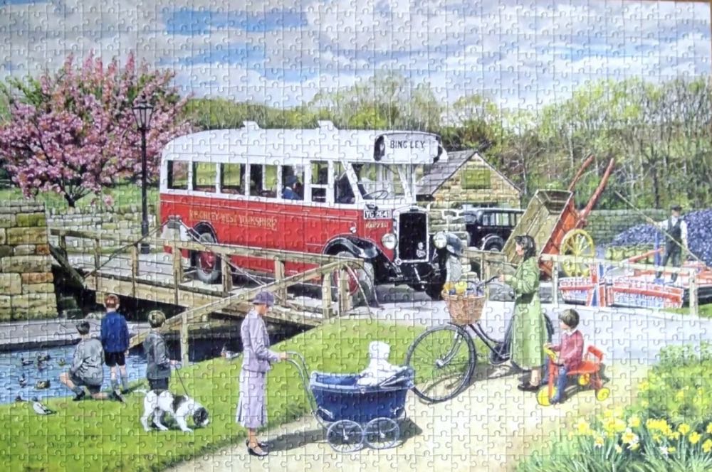 The Old Swing Bridge - Ravensburger puzzle collectible [Barcode 4005556190430] - Main Image 3