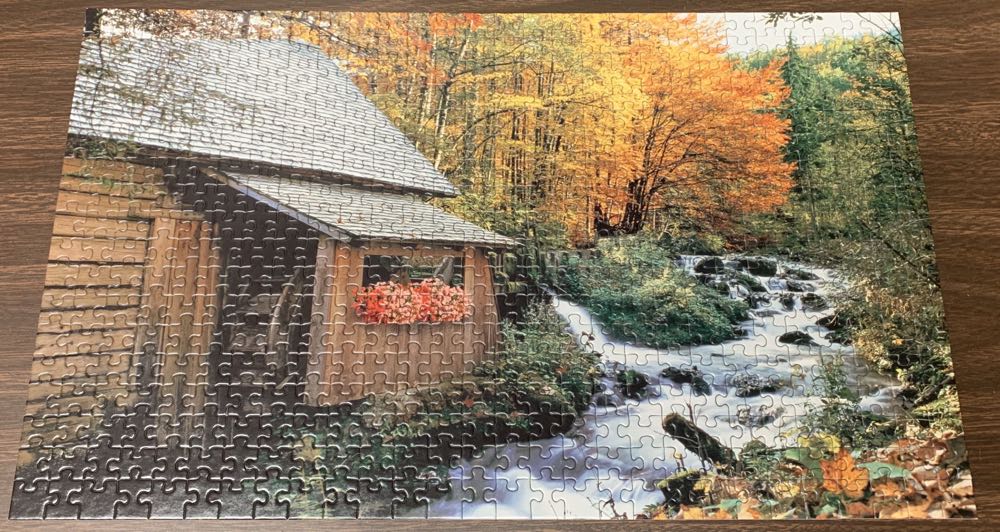 Creekside Mill - Rose Art puzzle collectible [Barcode 072348060527] - Main Image 2
