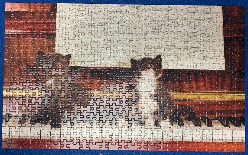 Kitten Duet - Puzzlebug puzzle collectible [Barcode 639277067227] - Main Image 2