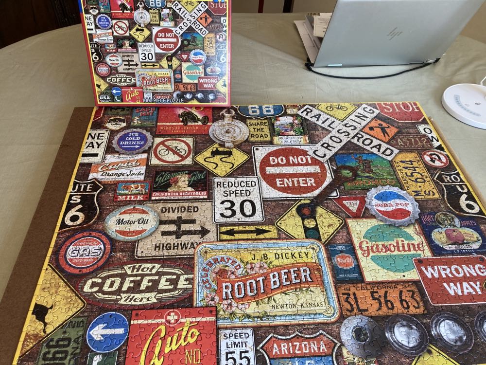 Road Trip USA-selling  - White Mountain puzzle collectible [Barcode 724819263608] - Main Image 2