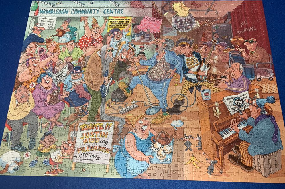 Wasgij Destiny 16 - Old Time Rockers! - Wasgij Destiny puzzle collectible [Barcode 8710126191255] - Main Image 2