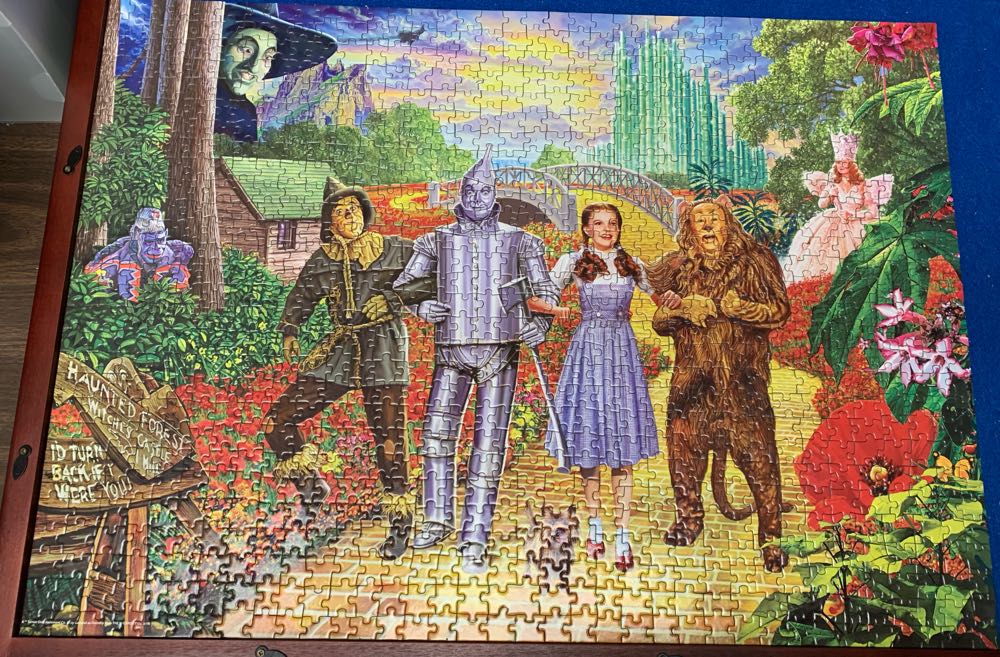 The Wizard Of Oz - Master Pieces puzzle collectible [Barcode 705988719394] - Main Image 2