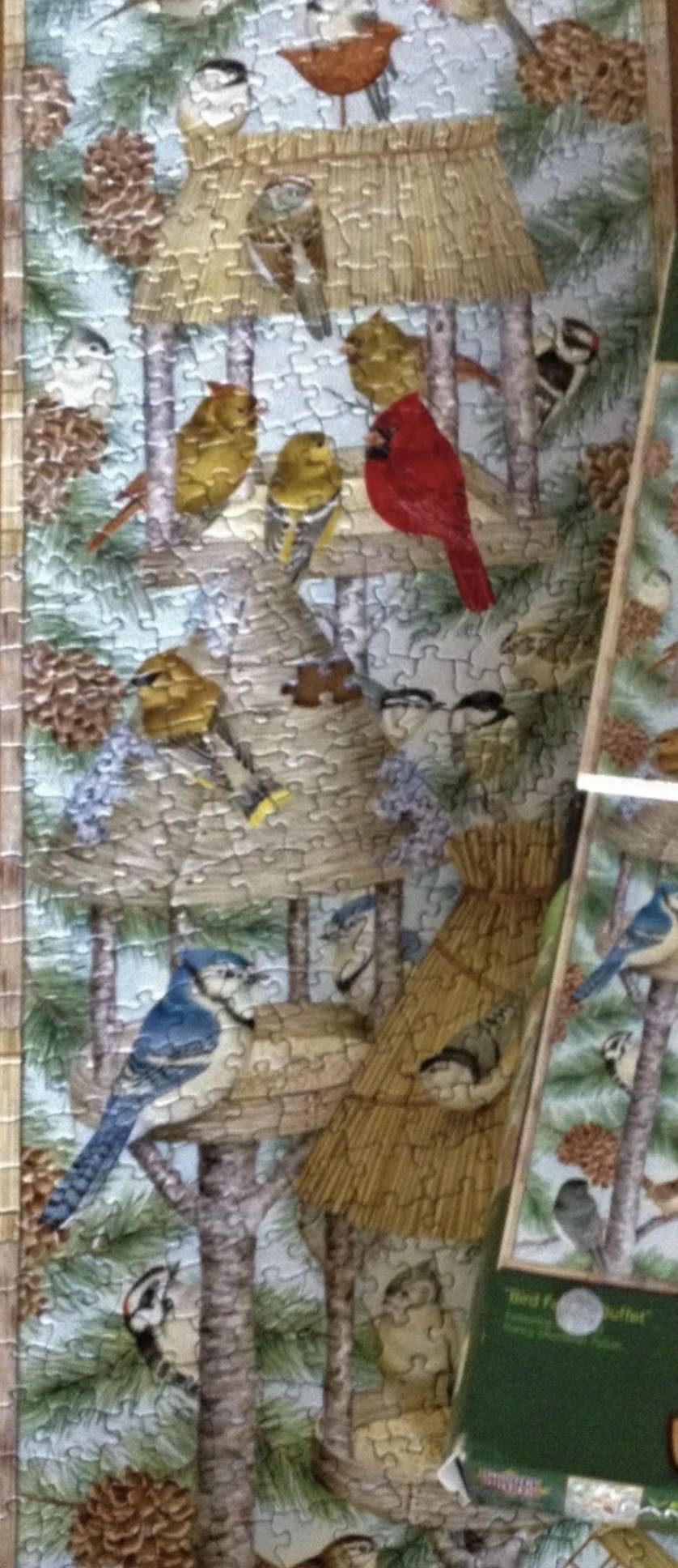 EV Bird Feeder Buffet 🐦 (📫Ella €2,50) - MasterPieces puzzle collectible [Barcode 705988309236] - Main Image 4