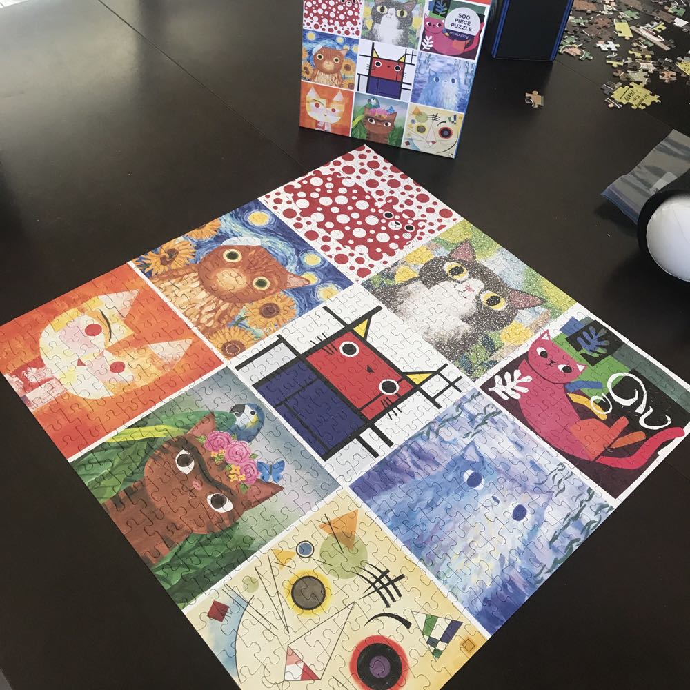 Artsy Cats - Mudpuppy puzzle collectible [Barcode 9780735361072] - Main Image 2