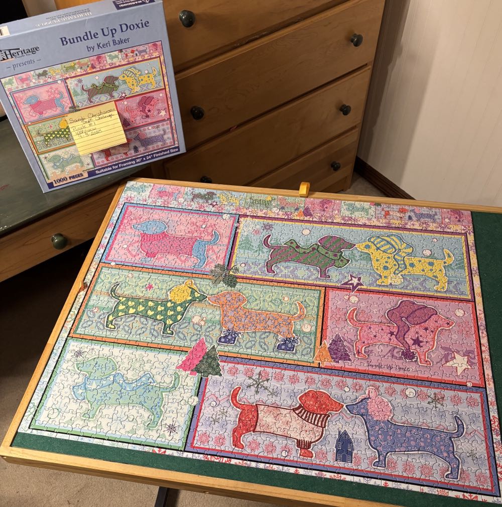 Bundle Up Doxie - Heritage Puzzle Inc puzzle collectible [Barcode 654497903025] - Main Image 3