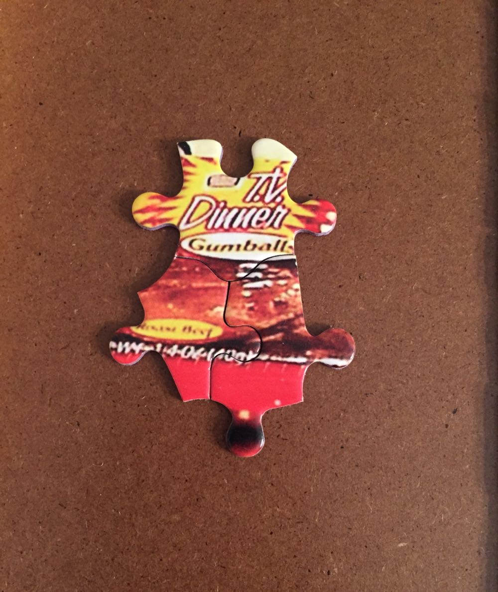 TV Dinners - White Mountain puzzle collectible [Barcode 724819256631] - Main Image 4