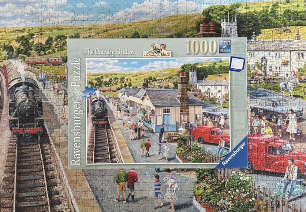 The Country Station - Ravensbuger puzzle collectible [Barcode 4005556191567] - Main Image 4