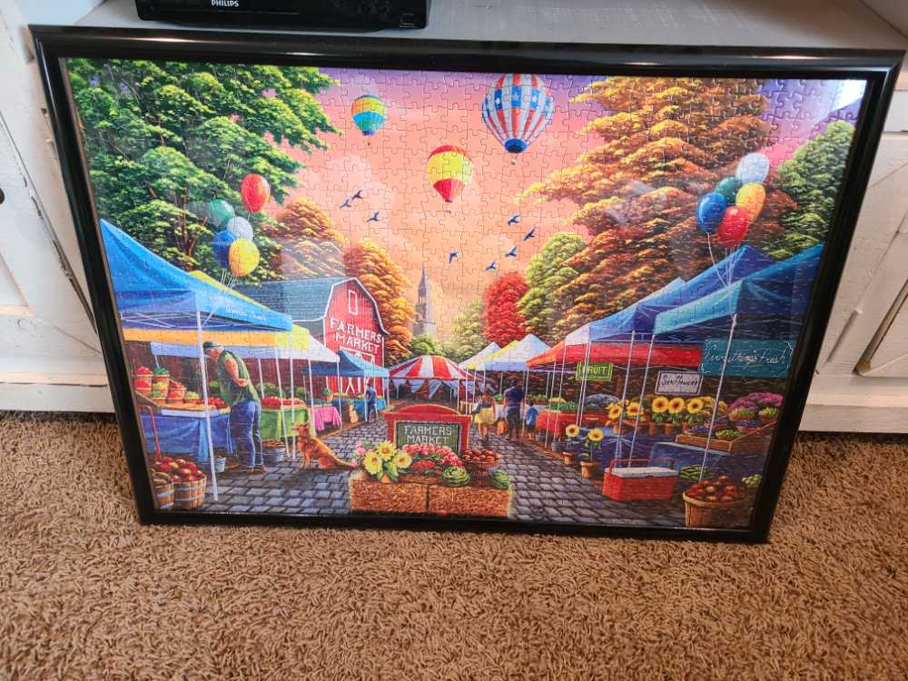 Sold - Farmers Market 1 - Buffalo puzzle collectible [Barcode 079346119295] - Main Image 4