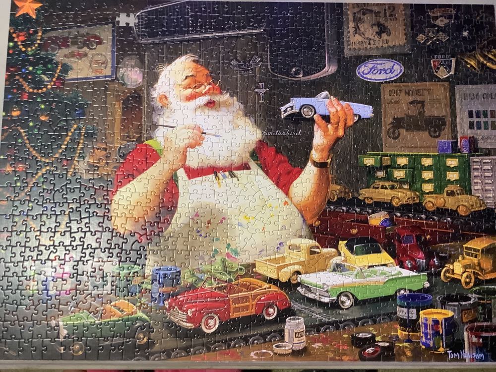 Santa Painting Cars - Cobble Hill Puzzle Company puzzle collectible [Barcode 625012800464] - Main Image 2
