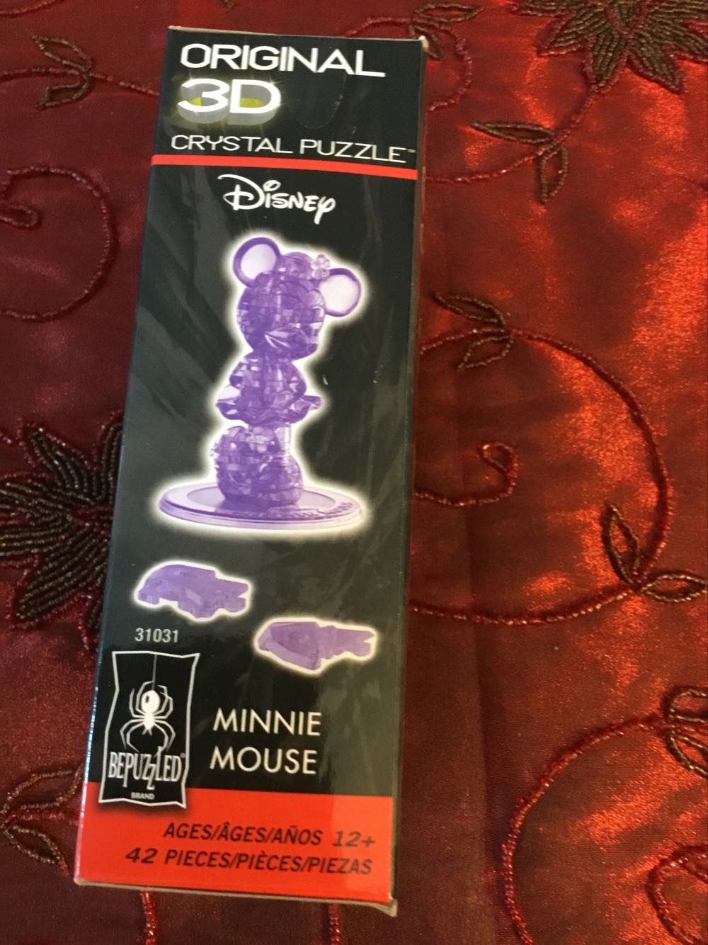 Minnie Mouse (2nd Edition) Purple 3D Puzzle - Bepuzzled puzzle collectible [Barcode 023332310319] - Main Image 3