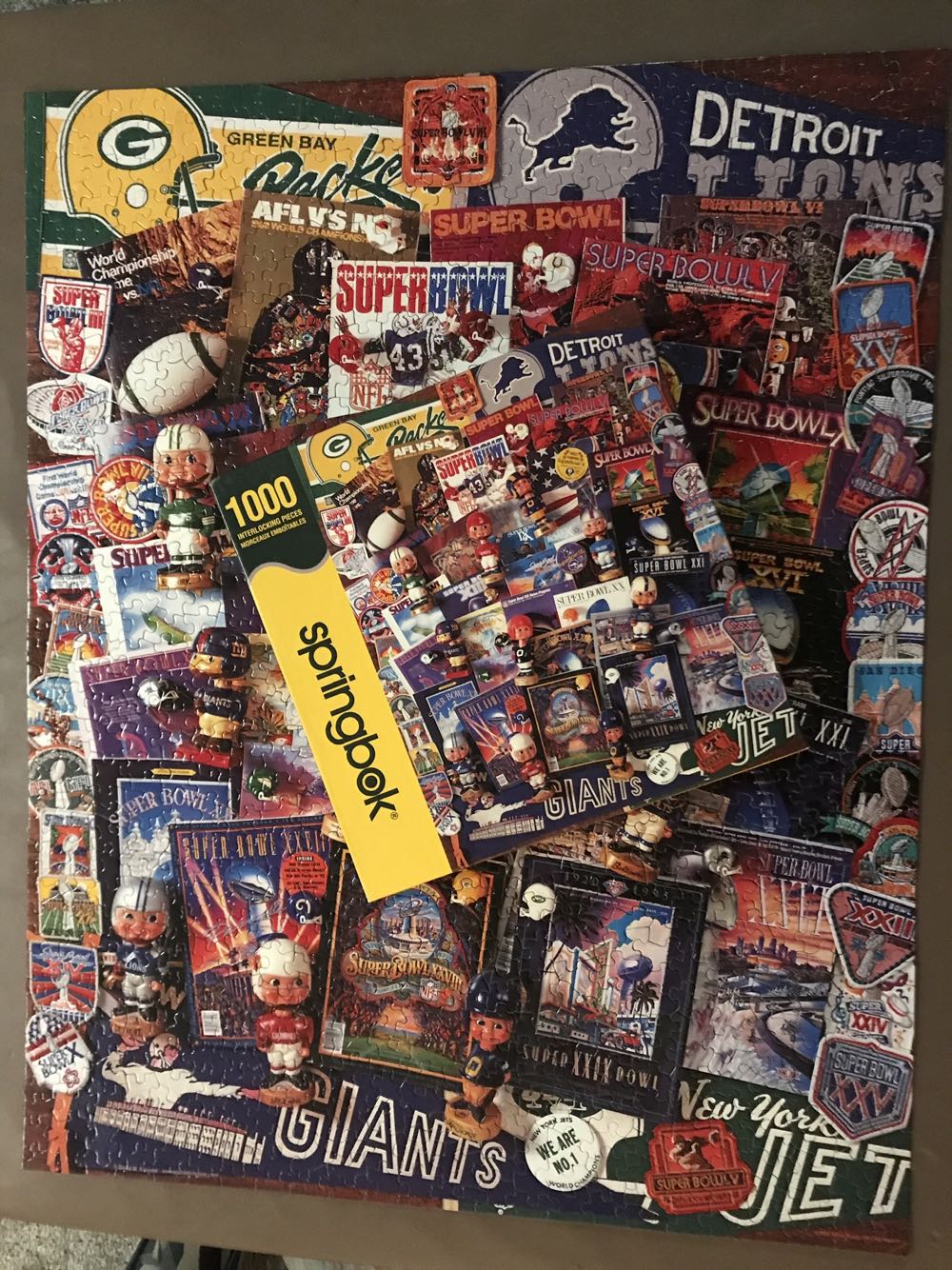 *Football Fantasy - Springbok puzzle collectible [Barcode 091683105311] - Main Image 3