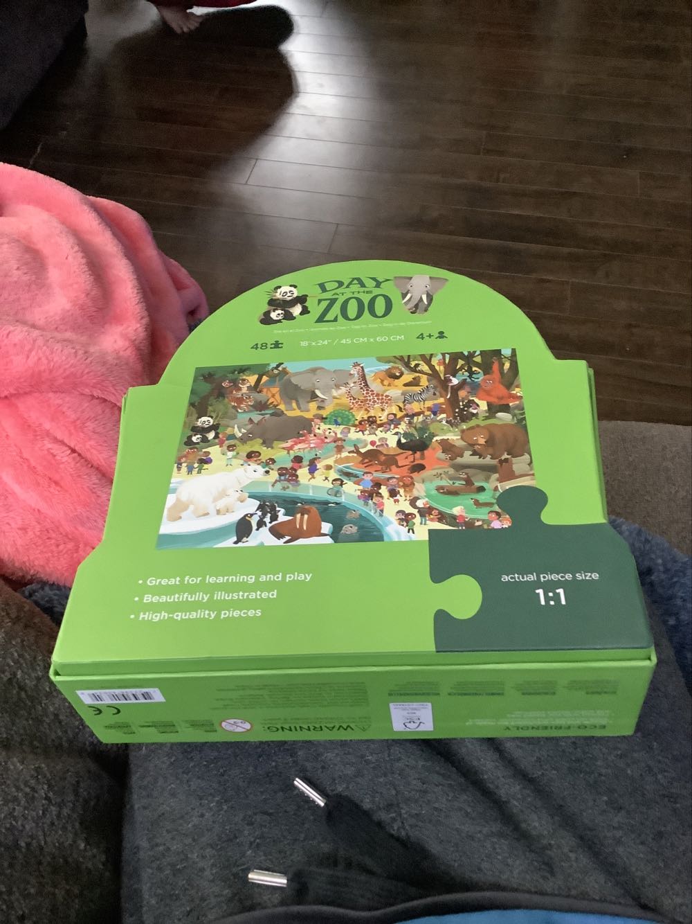 Day At The Zoo  puzzle collectible [Barcode 732396406349] - Main Image 2
