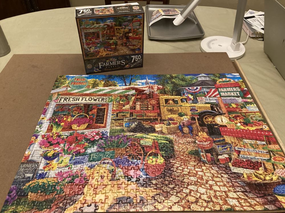 Farmer’s Market - Sale On The Square - MasterPieces puzzle collectible [Barcode 705988319969] - Main Image 2