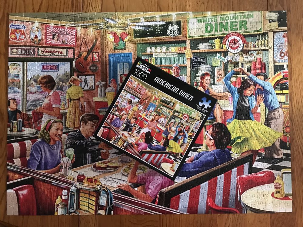 American Diner - White Mountain puzzle collectible [Barcode 724819261741] - Main Image 3
