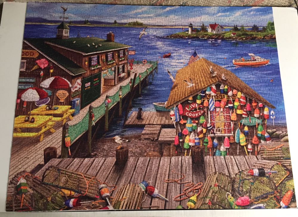 Lobster Pound - White Mountain Puzzles puzzle collectible [Barcode 724819261116] - Main Image 3