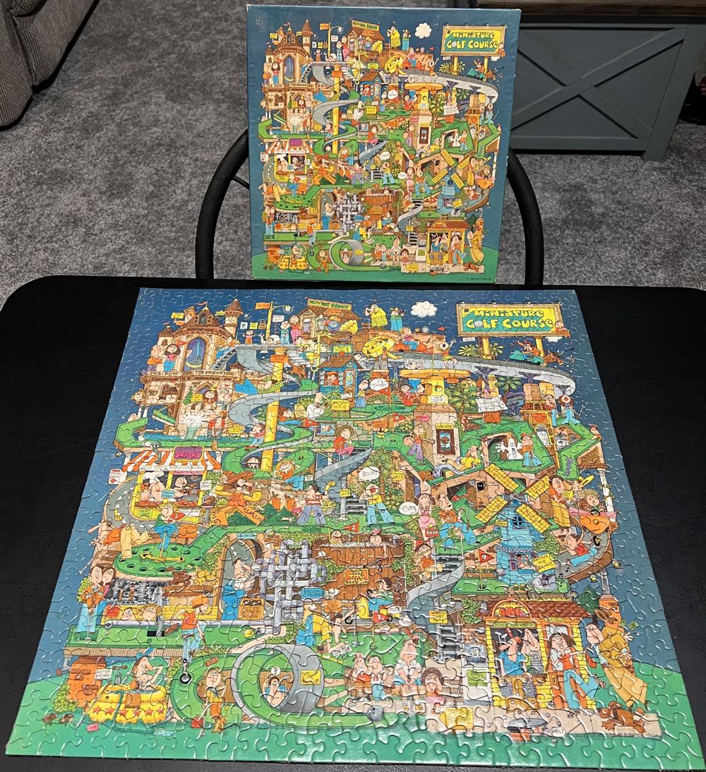 A Short Round of Golf! - Springbok puzzle collectible - Main Image 3