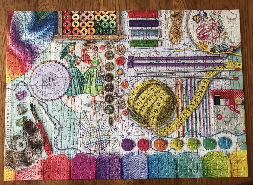 Needlework Station - Ravensburger puzzle collectible [Barcode 4005556164400] - Main Image 2