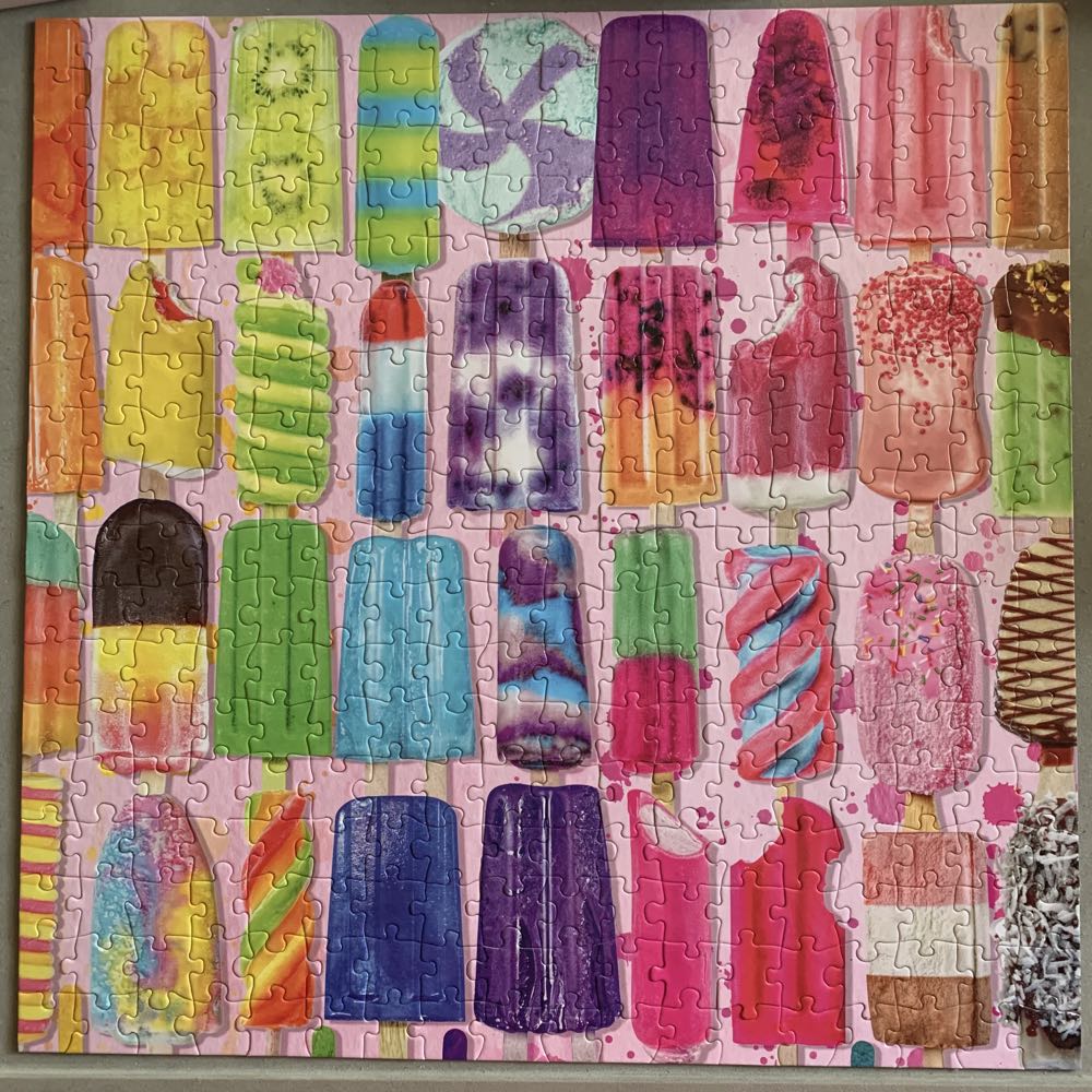 Frosty Treats - Buffalo Lars Stewart puzzle collectible [Barcode 079346027712] - Main Image 2