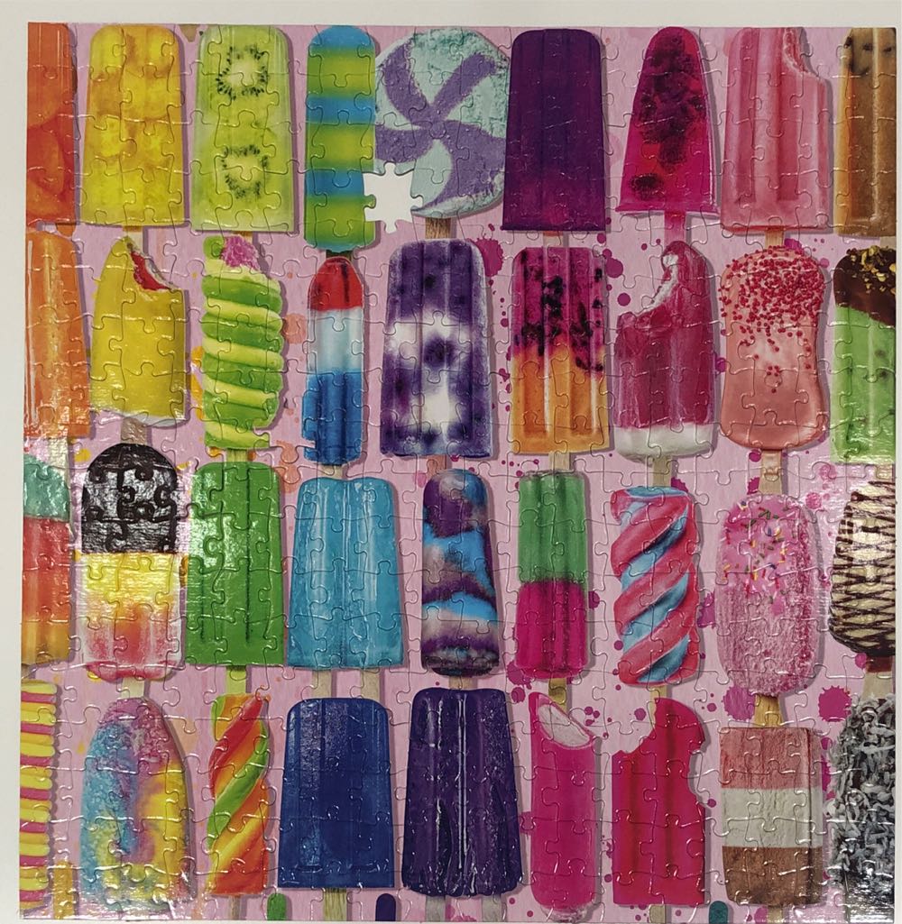 Frosty Treats - Buffalo Lars Stewart puzzle collectible [Barcode 079346027712] - Main Image 4