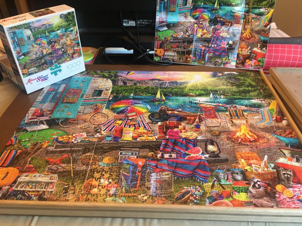 The Family Campsite (📫Ada Hooge Kroeze €7,00) - Buffalo puzzle collectible [Barcode 079346117505] - Main Image 3