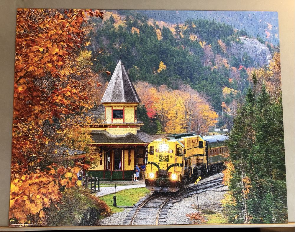 Scenic Railroad - White Mountain Puzzles puzzle collectible [Barcode 724819261321] - Main Image 2
