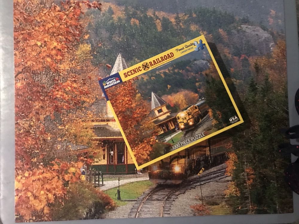 Scenic Railroad - White Mountain Puzzles puzzle collectible [Barcode 724819261321] - Main Image 4