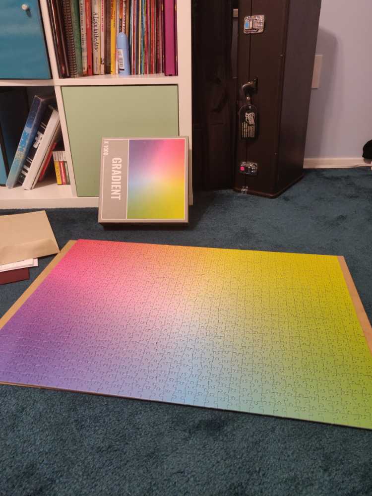 Gradient - Cloudberries puzzle collectible [Barcode 5060602330030] - Main Image 3